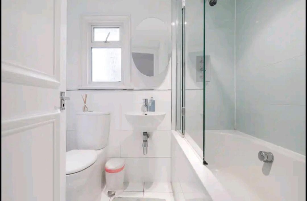 Stylish Room With Private Bath & Terrace In Super Central Clapham Junction Minutes From Victoria, Waterloo London Luaran gambar